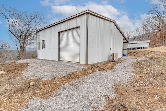 Building Photo - 101 Star Rd