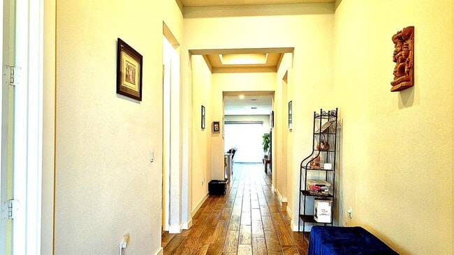 Building Photo - 8001 Silhouette St