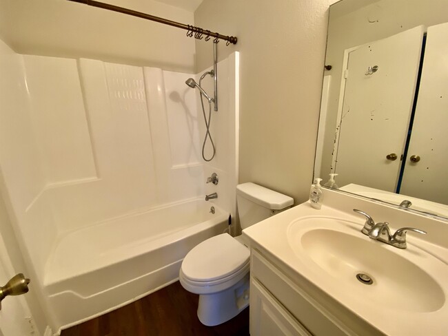 Building Photo - 311 Carriage Dr