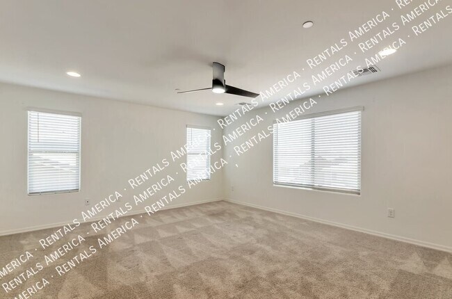 Building Photo - 10150 S Rolling Water Dr