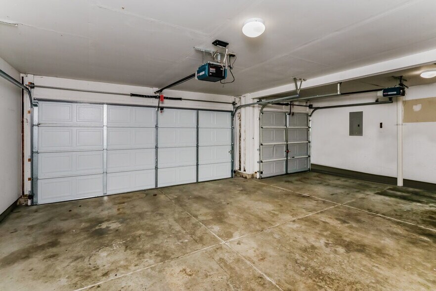 Building Photo - 2027 Odell St