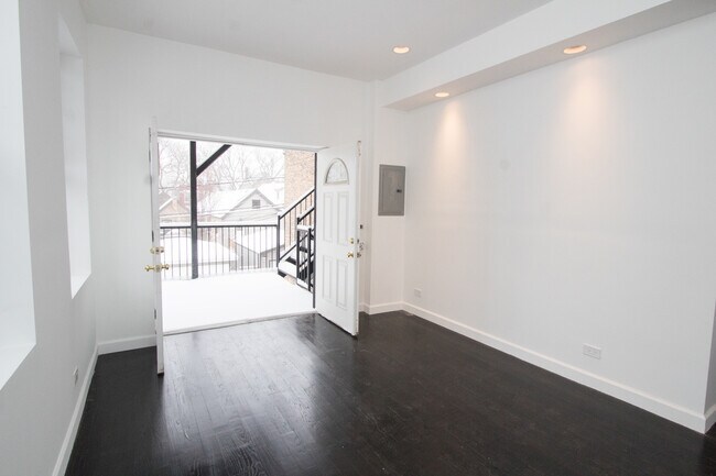 Building Photo - 3314 S Morgan St