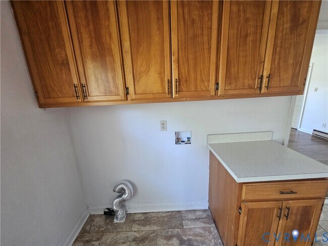 Building Photo - 519 Smith Dr