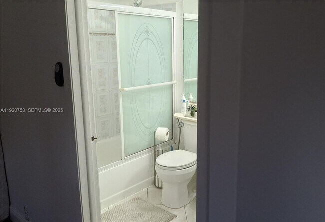 Building Photo - 13915 SW 91st Terrace