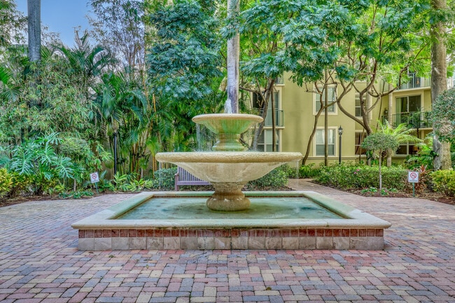 Building Photo - 651 Okeechobee Blvd