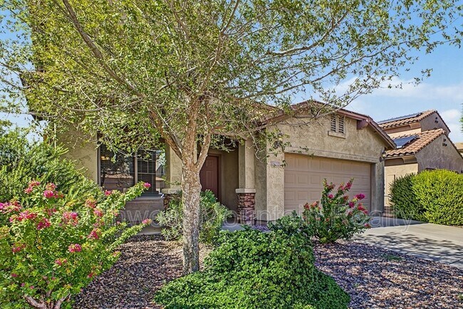 Building Photo - 2346 N Monticello Dr
