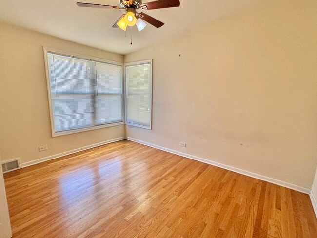 Building Photo - 9038 Niles Center Rd