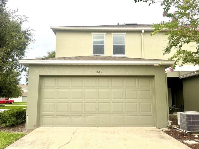 Building Photo - 1642 Buckeye Falls Way