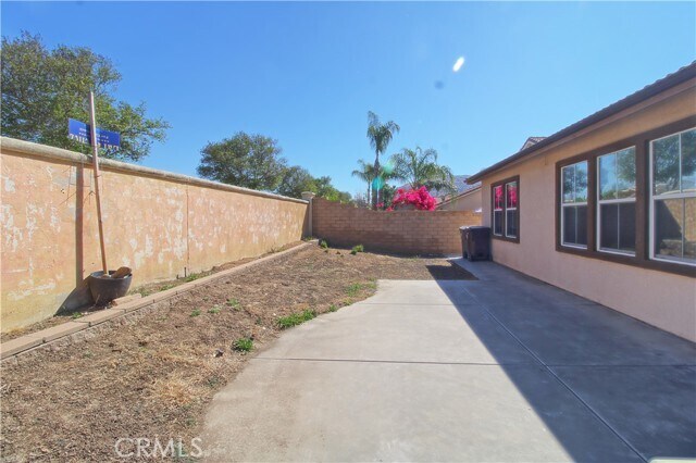 Building Photo - 28422 Belleterre Ave