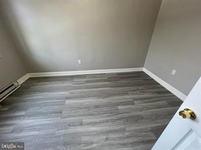 Building Photo - 125 E Bettlewood Ave