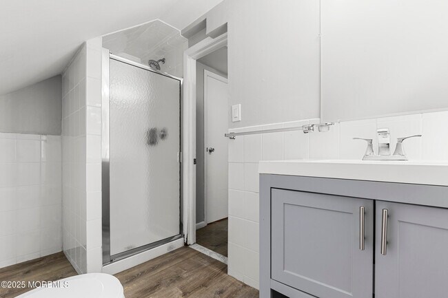 Building Photo - 297 Highland Ave