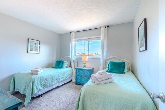 Building Photo - 662 William Hilton Pkwy