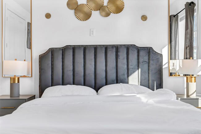 Building Photo - 4128 Willowbend Blvd