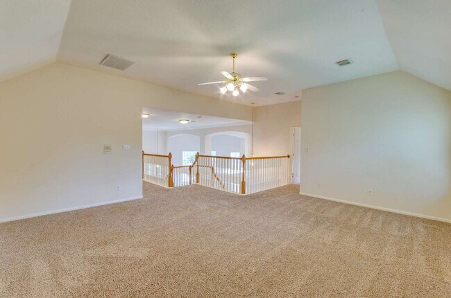 Building Photo - Spacious 5-Bedroom Home in Brazos Landing!