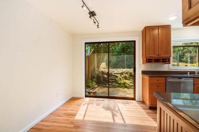 Building Photo - Beautiful and Remodeled Fairweather Town H...