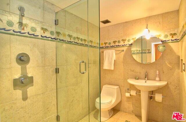 Building Photo - 1118 3rd St