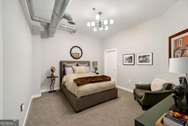 Building Photo - 260 18th St NW