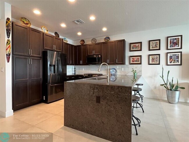 Building Photo - 11711 SW River Crossing Pl