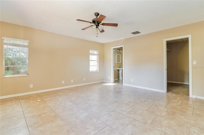 Building Photo - 37 Harbor Oaks Cir