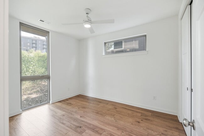 Building Photo - High View Neighborhood - Single-Family Home for Lease