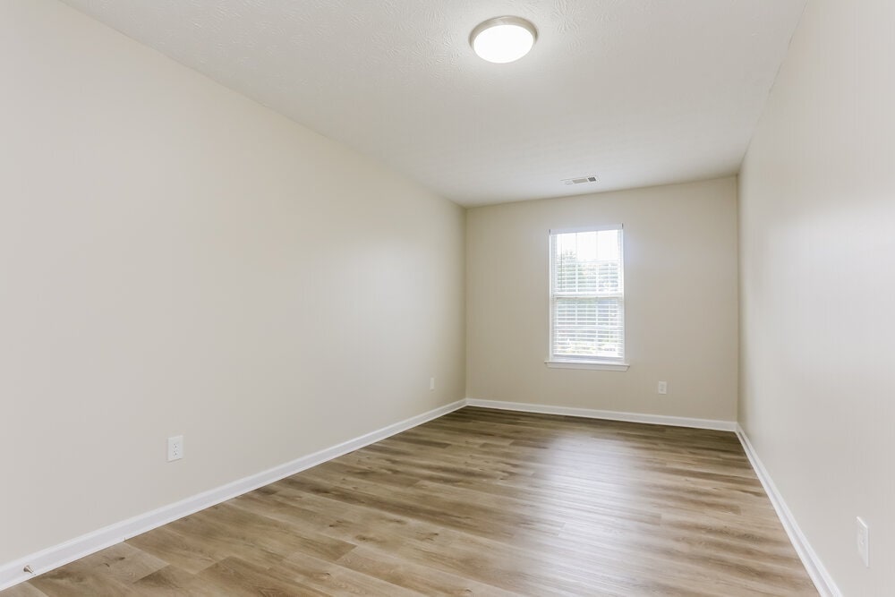 Building Photo - 2376 Carousel Park Dr