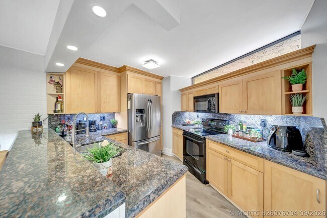 Building Photo - 8105 Severn Dr