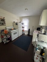 Building Photo - 101 5th St