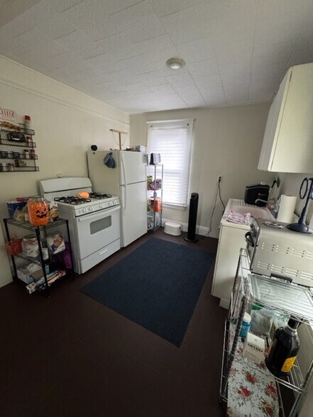 Primary Photo - 101 5th St