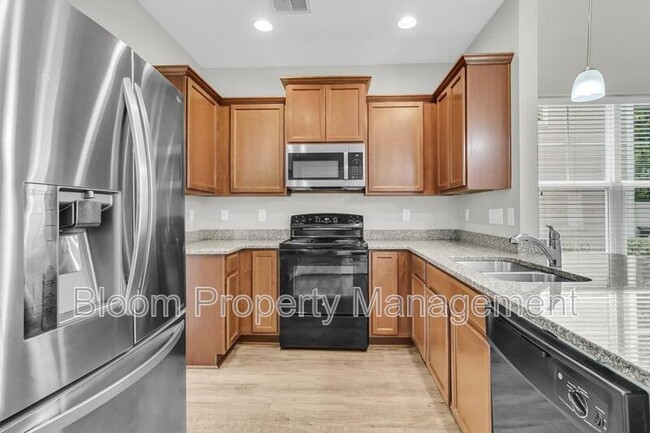 Building Photo - 4995 Hay Bale Ct