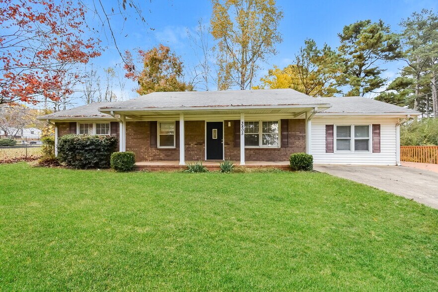 Primary Photo - 3805 Nebo Rd