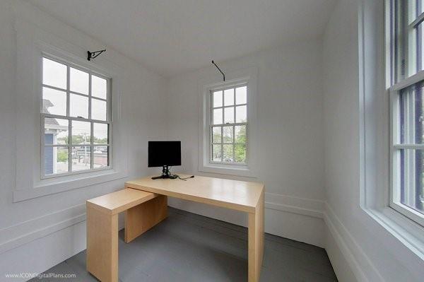 Building Photo - 300 Broadway