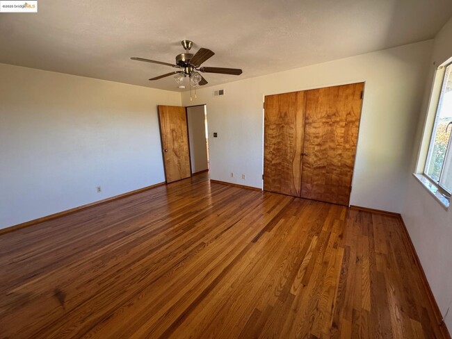 Building Photo - 4764 Sellers Ave