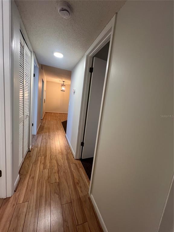 Building Photo - 1313 S Pine Ridge Cir