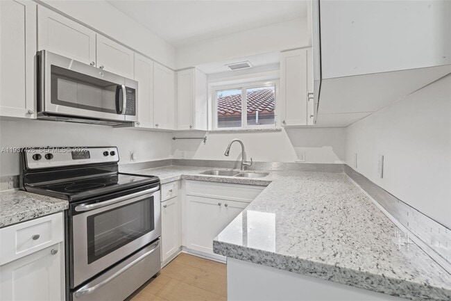 Building Photo - 3365 William Ave