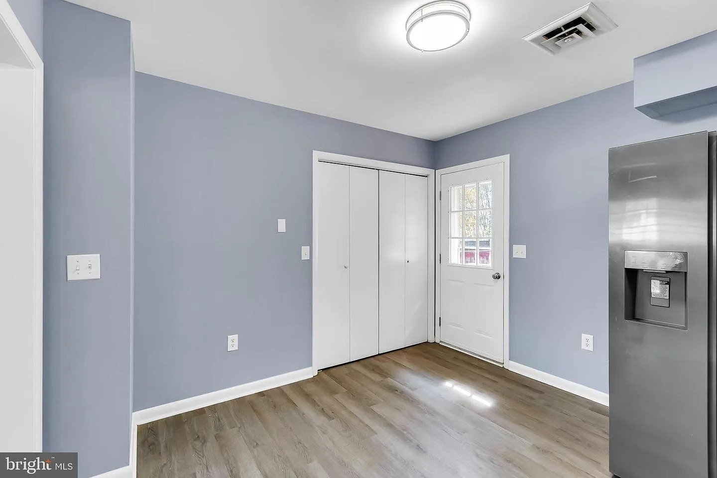 Building Photo - 107 Walden Dr