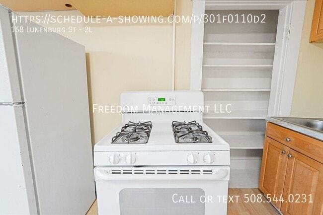 Building Photo - 168 Lunenburg St