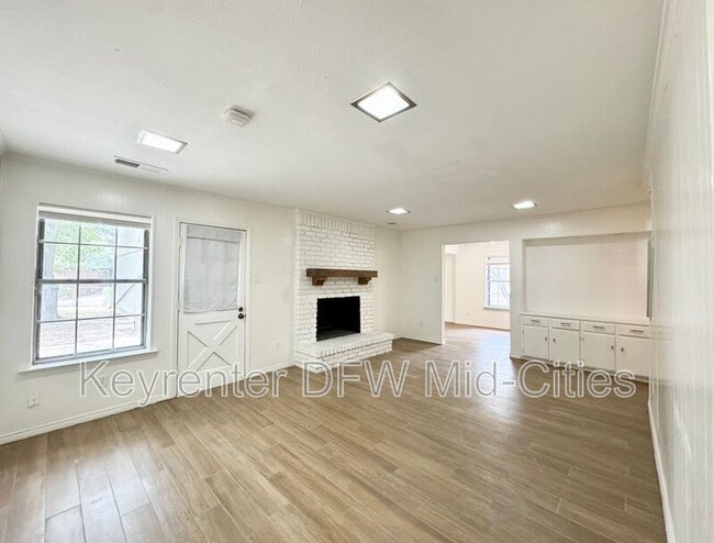 Building Photo - 13411 Charcoal Ln