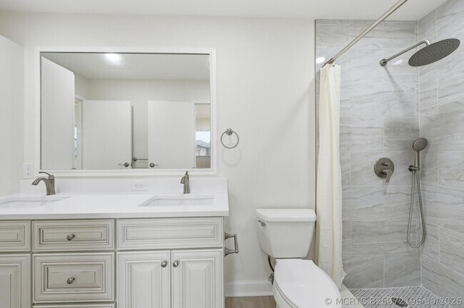 Building Photo - 670 Monaco Ct