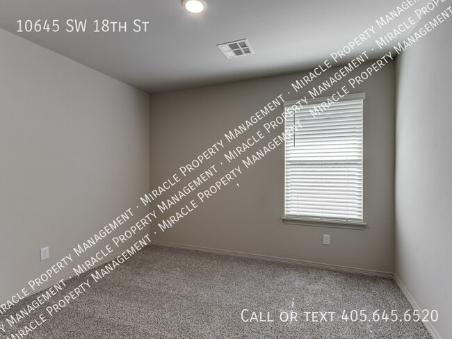Building Photo - 10645 SW 18th St