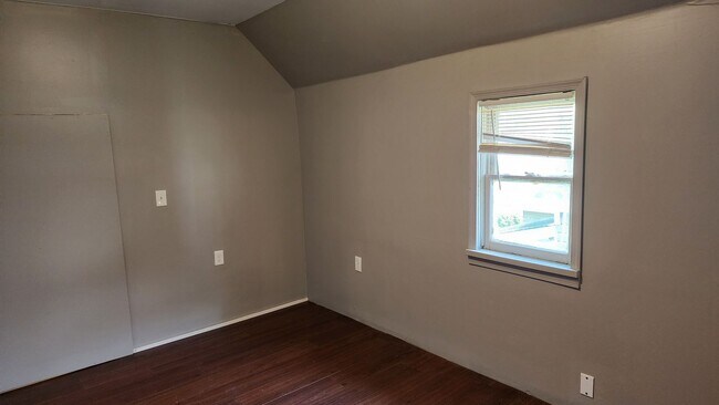 Building Photo - 207 - 207 1/2 North 11st Street, Olean NY 14760
