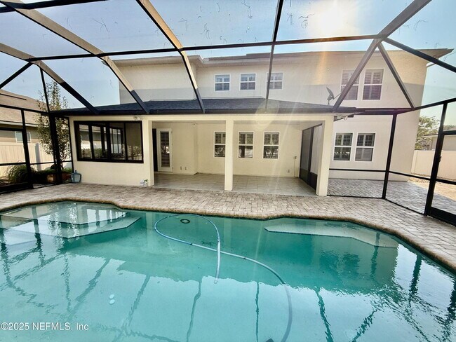 Building Photo - 488 Pine Eagle Dr