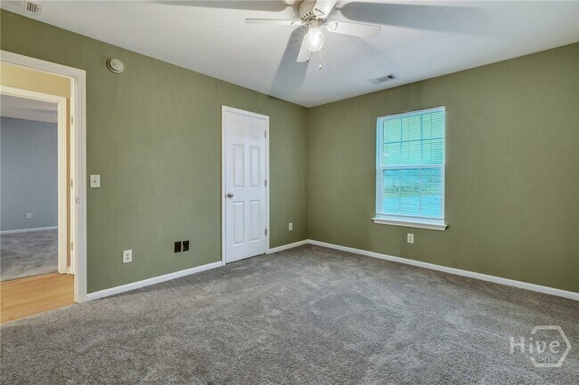 Building Photo - 50 Lake Shore Blvd