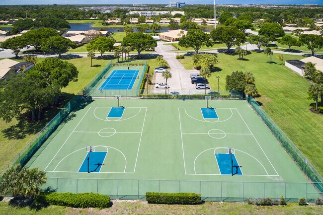 Building Photo - 5532 Golden Eagle Cir