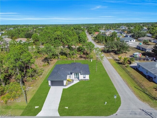 Building Photo - 2700 42nd St W