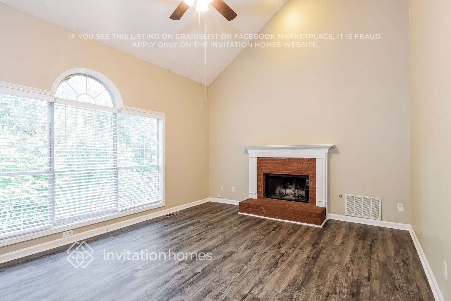 Building Photo - 2624 Sterling Dr NW