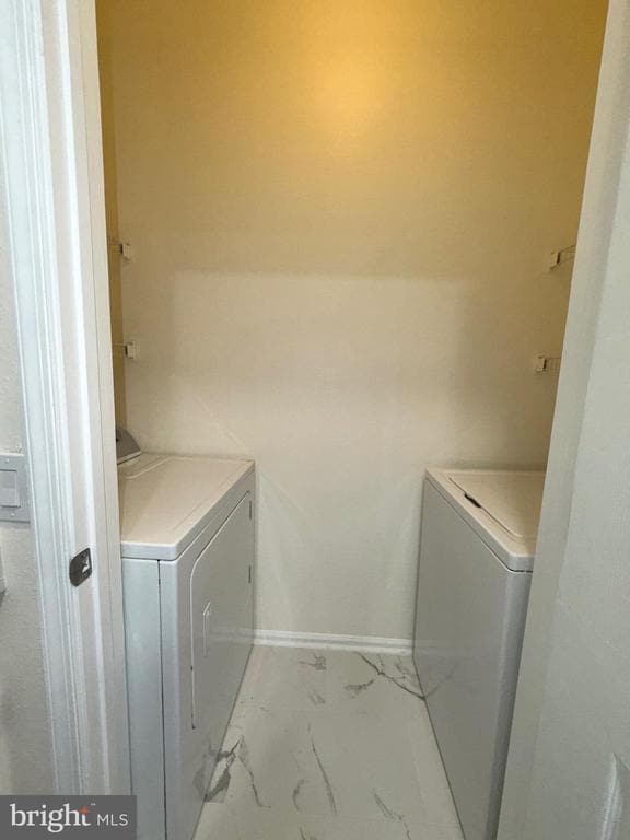 Building Photo - 1521 Spring Gate Dr.