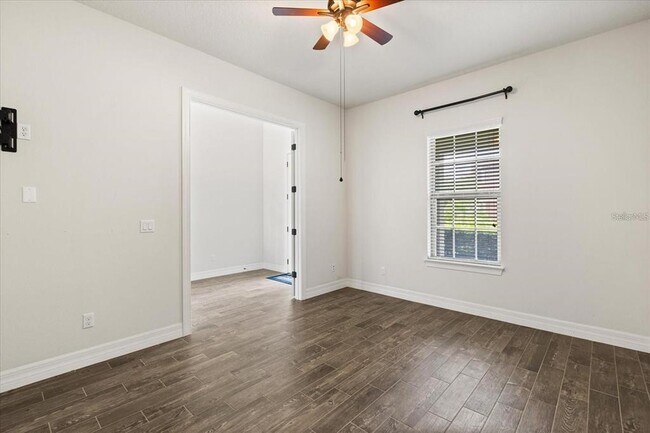 Building Photo - 10854 Lemon Lake Blvd