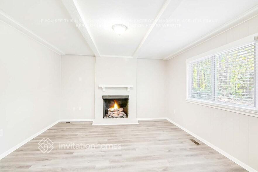 Building Photo - 1312 Clermont Rd