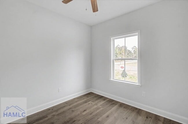 Building Photo - 205 Bagley Ave