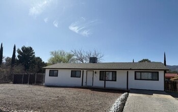Building Photo - Occupied Do Not Disturb Tenant!! 4 Bedroom in Cottonwood - Contact Property Pros Property Management